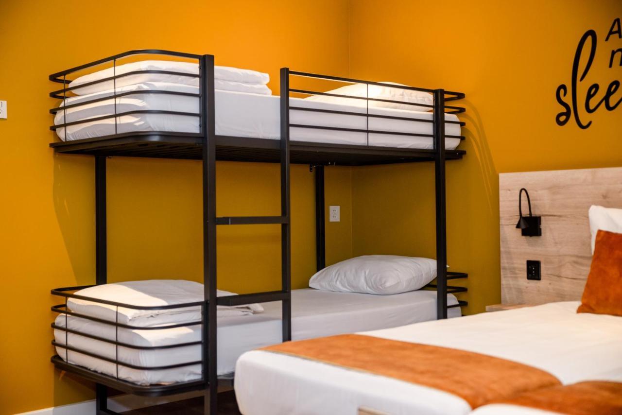 Hotel Onder De Linden Roden Kültér fotó