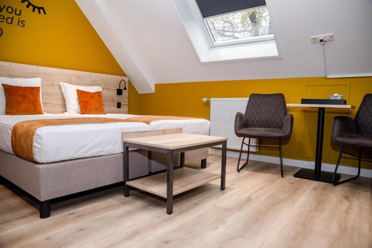 Hotel Onder De Linden Roden Kültér fotó