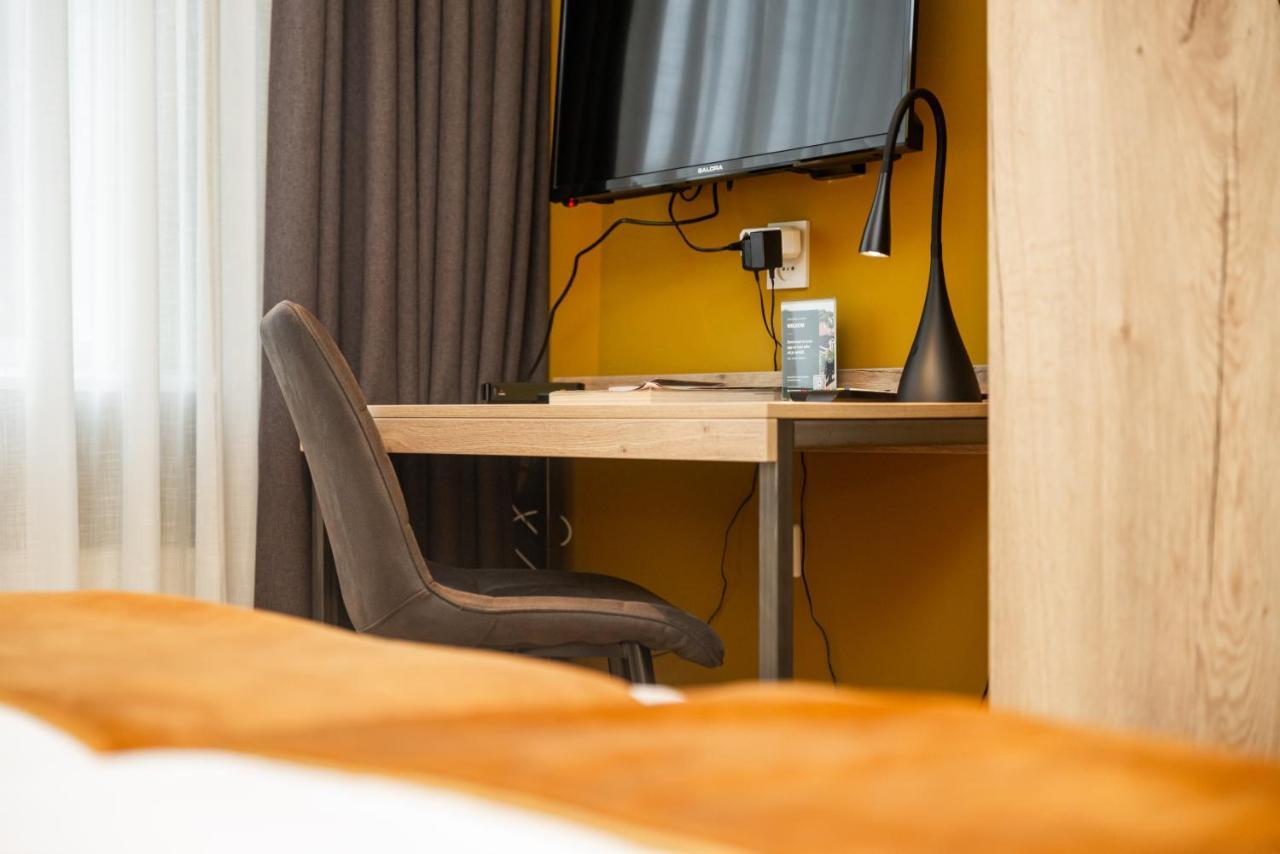 Hotel Onder De Linden Roden Kültér fotó