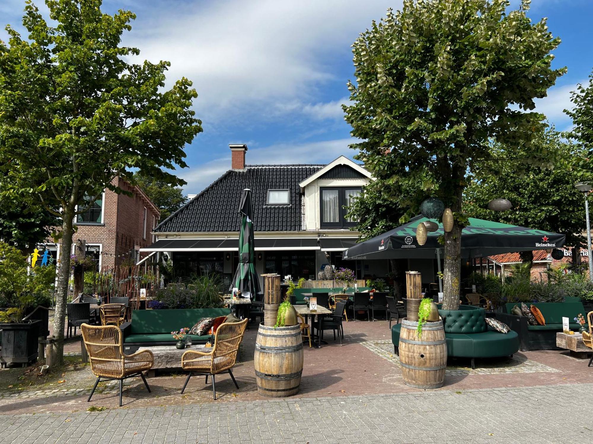 Hotel Onder De Linden Roden Kültér fotó